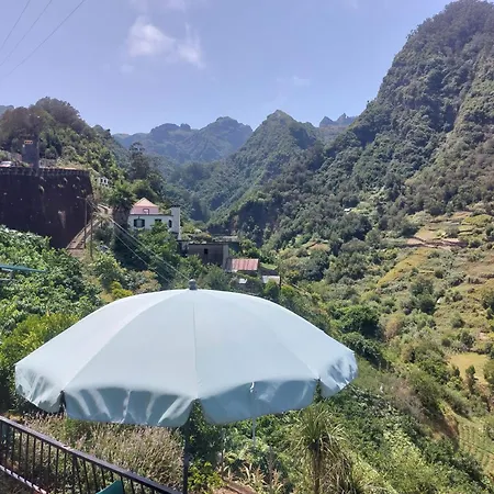 3a Botanical Dimensions Nature Terraces Bbq *