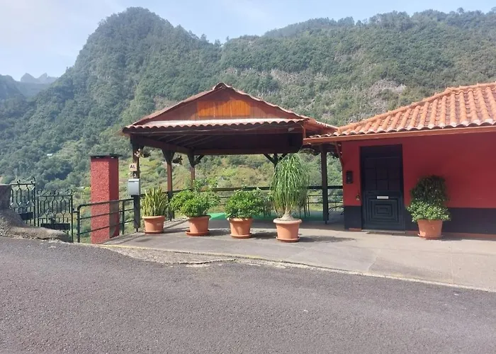 Semesterbostad 3a Botanical Dimensions Nature Terraces Bbq *