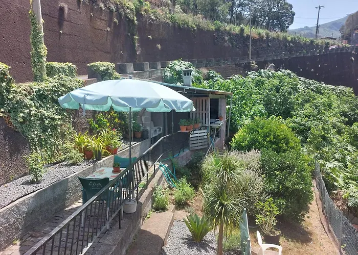 3a Botanical Dimensions Nature Terraces Bbq Semesterbostad